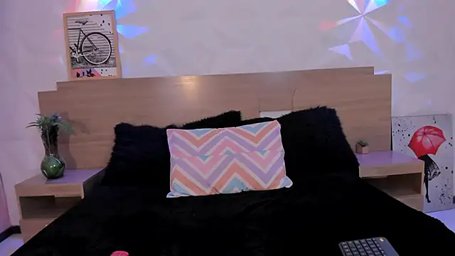 Snapshot of KittyVelve chatting on April 2026 03:07:01 PM KittyVelve online show from April 2026 03:07:01 PM