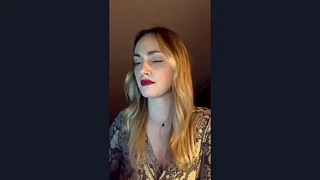 Snapshot of ScarlettSensitive chatting on March 2026 04:13:02 PM ScarlettSensitive online show from March 2026 04:13:02 PM