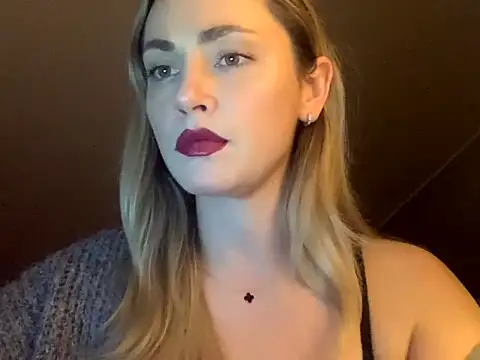 Snapshot of ScarlettSensitive chatting on March 2026 09:08:01 PM ScarlettSensitive online show from March 2026 09:08:01 PM