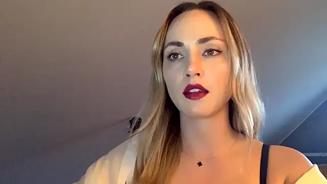 Snapshot of ScarlettSensitive chatting on March 2026 04:12:02 PM ScarlettSensitive online show from March 2026 04:12:02 PM