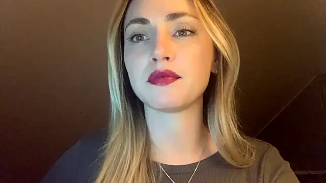 Snapshot of ScarlettSensitive chatting on March 2026 08:20:02 PM ScarlettSensitive online show from March 2026 08:20:02 PM