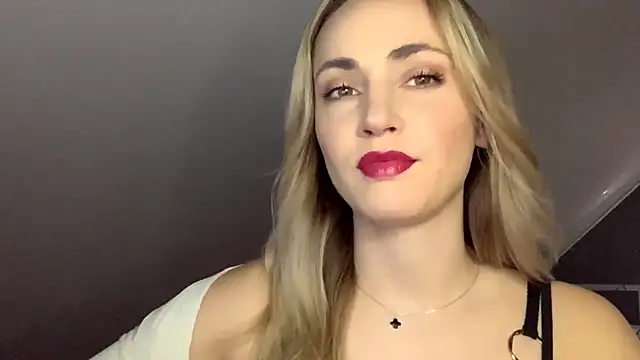 ScarlettSensitive online show from May 2026 02:22:01 PM