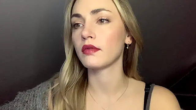 ScarlettSensitive online show from May 2026 06:19:02 AM
