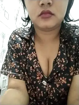 Snapshot of Chandrika_Yadav chatting on April 2026 07:23:02 PM Chandrika Yadav online show from April 2026 07:23:02 PM