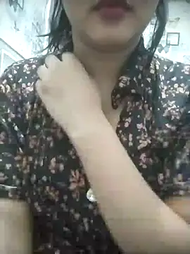 Snapshot of Chandrika_Yadav chatting on June 2026 11:27:01 AM Chandrika Yadav online show from June 2026 11:27:01 AM