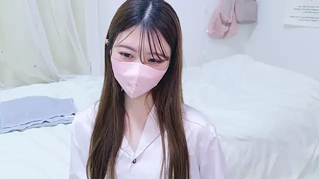 Snapshot of Yua-channel_ chatting on May 2026 12:04:02 PM Yua-channel online show from May 2026 12:04:02 PM