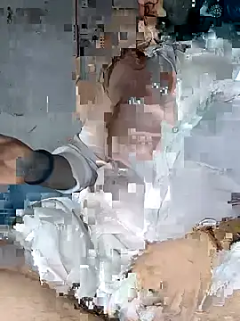 Snapshot of Delhi_Patola chatting on April 2026 04:49:01 PM Delhi Patola online show from April 2026 04:49:01 PM