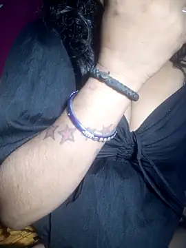 Snapshot of Delhi_Patola chatting on April 2026 12:45:01 AM Delhi Patola online show from April 2026 12:45:01 AM