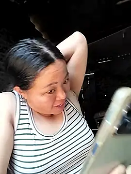 Snapshot of Min-in chatting on April 2026 04:46:01 AM Min-in online show from April 2026 04:46:01 AM