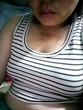 Snapshot of Min-in chatting on April 2026 10:16:01 PM Min-in online show from April 2026 10:16:01 PM