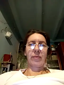 Snapshot of Tania9876 chatting on March 2026 06:44:01 PM Tania9876 online show from March 2026 06:44:01 PM