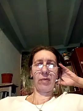 Snapshot of Tania9876 chatting on April 2026 09:23:01 PM Tania9876 online show from April 2026 09:23:01 PM