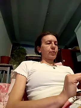 Snapshot of Tania9876 chatting on April 2026 06:52:01 PM Tania9876 online show from April 2026 06:52:01 PM