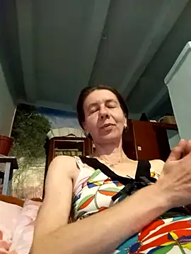 Snapshot of Tania9876 chatting on April 2026 06:58:02 PM Tania9876 online show from April 2026 06:58:02 PM