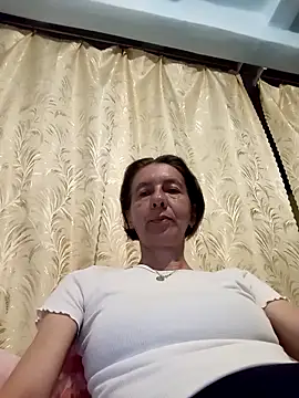 Snapshot of Tania9876 chatting on May 2026 06:38:01 PM Tania9876 online show from May 2026 06:38:01 PM