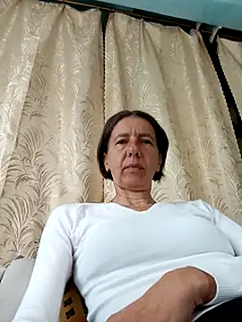 Snapshot of Tania9876 chatting on June 2026 07:21:02 AM Tania9876 online show from June 2026 07:21:02 AM