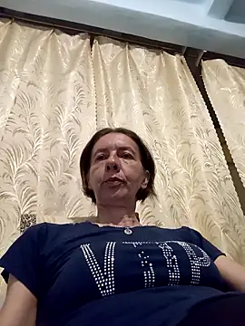 Snapshot of Tania9876 chatting on June 2026 07:27:02 PM Tania9876 online show from June 2026 07:27:02 PM