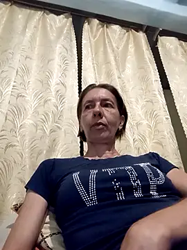 Snapshot of Tania9876 chatting on June 2026 07:01:02 PM Tania9876 online show from June 2026 07:01:02 PM