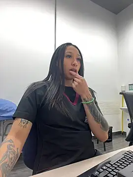 Snapshot of mina_harker chatting on April 2026 12:31:01 PM mina harker online show from April 2026 12:31:01 PM