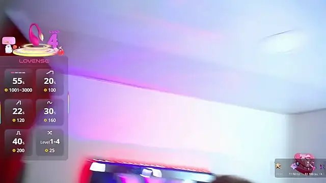 Snapshot of VivienneNoir chatting on April 2026 10:13:01 AM VivienneNoir online show from April 2026 10:13:01 AM