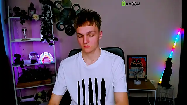 john lik online show from April 2026 01:45:02 PM