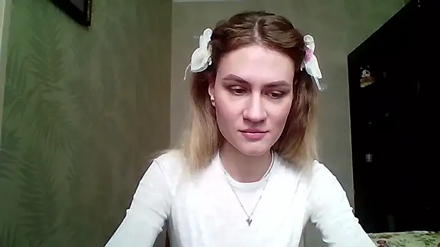 Snapshot of ElenoreHolguin chatting on March 2026 09:04:01 AM ElenoreHolguin online show from March 2026 09:04:01 AM