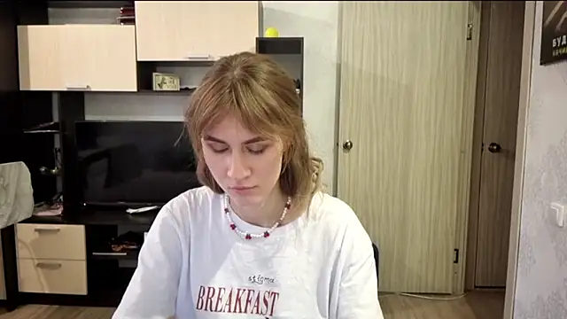 Snapshot of ElenoreHolguin chatting on April 2026 03:42:02 PM ElenoreHolguin online show from April 2026 03:42:02 PM