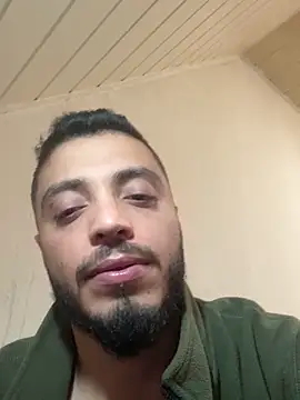 Snapshot of SoftAmjad chatting on April 2026 11:40:02 PM SoftAmjad online show from April 2026 11:40:02 PM