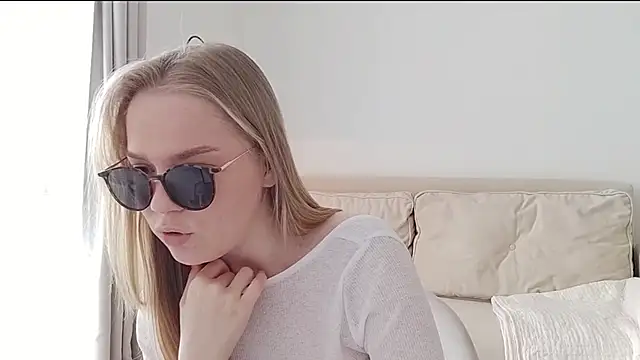 Snapshot of LittleForestELF2 chatting on April 2026 07:41:01 AM LittleForestELF2 online show from April 2026 07:41:01 AM