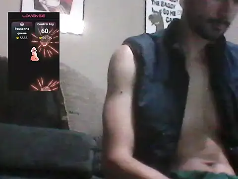 Snapshot of LiL-DRapXXX chatting on May 2026 04:04:02 PM LiL-DRapXXX online show from May 2026 04:04:02 PM