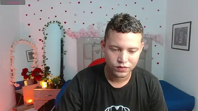 Snapshot of sven_fox723 chatting on April 2026 12:08:02 AM sven fox723 online show from April 2026 12:08:02 AM