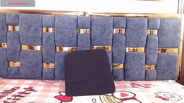 Snapshot of _mery67 chatting on April 2026 04:15:02 AM mery67 online show from April 2026 04:15:02 AM