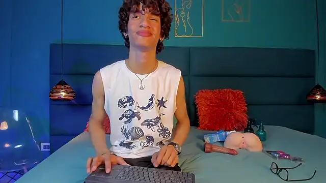 Snapshot of willturneer chatting on March 2026 03:35:02 AM willturneer online show from March 2026 03:35:02 AM