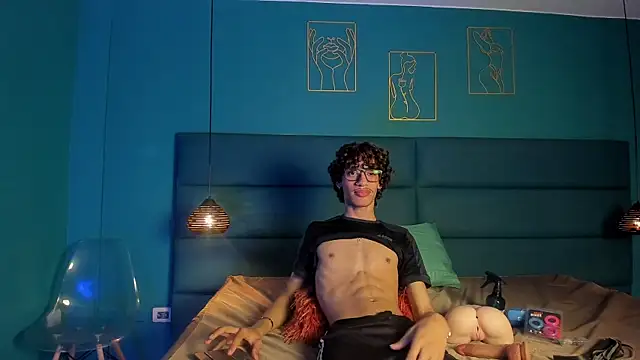 Snapshot of willturneer chatting on March 2026 04:07:01 AM willturneer online show from March 2026 04:07:01 AM