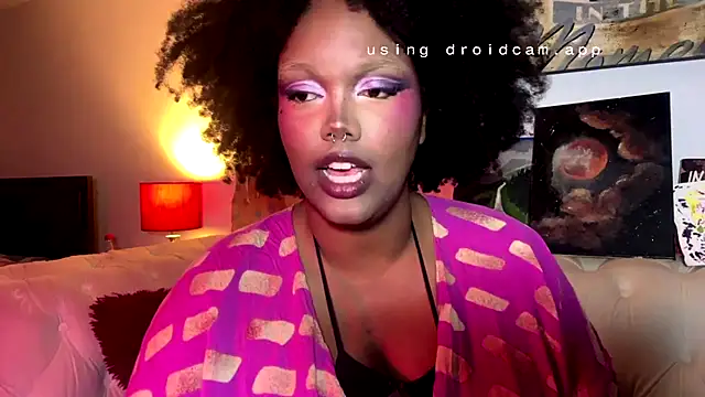 Snapshot of juicy_janet chatting on April 2026 10:18:01 PM juicy janet online show from April 2026 10:18:01 PM