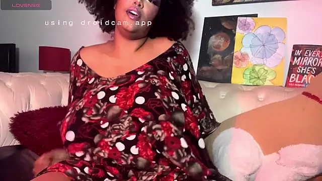 Snapshot of juicy_janet chatting on April 2026 07:26:02 PM juicy janet online show from April 2026 07:26:02 PM