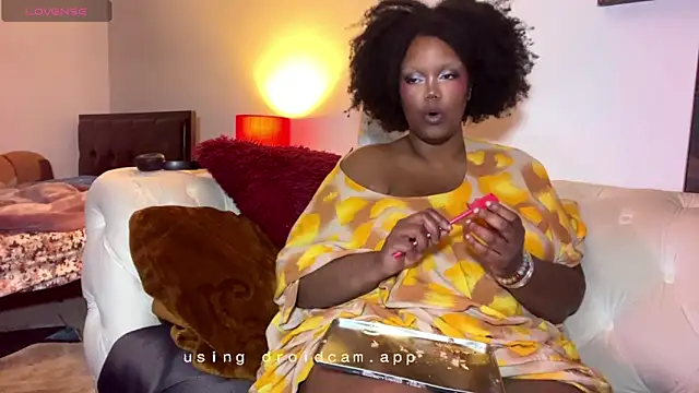 Snapshot of juicy_janet chatting on April 2026 05:29:02 AM juicy janet online show from April 2026 05:29:02 AM