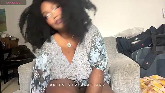 Snapshot of juicy_janet chatting on May 2026 07:40:02 PM juicy janet online show from May 2026 07:40:02 PM