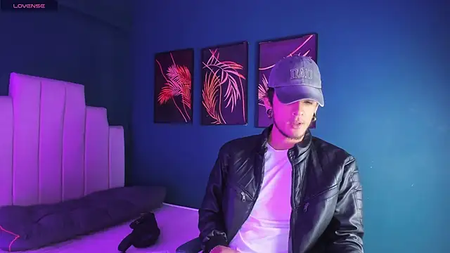 Skinny Mac online show from May 2026 01:39:02 PM