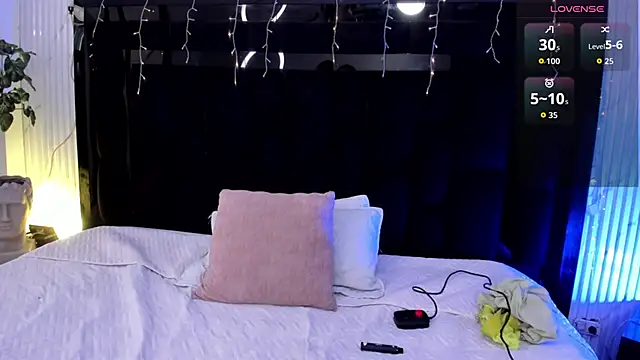 Snapshot of NicoKinggs_ chatting on March 2026 01:38:02 PM NicoKinggs online show from March 2026 01:38:02 PM