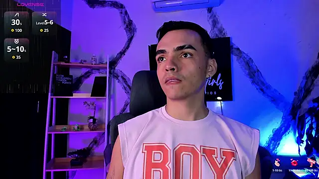 Snapshot of NicoKinggs_ chatting on March 2026 12:43:02 PM NicoKinggs online show from March 2026 12:43:02 PM