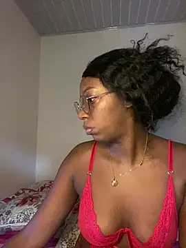 Snapshot of GaiaFiore chatting on April 2026 09:21:01 AM GaiaFiore online show from April 2026 09:21:01 AM