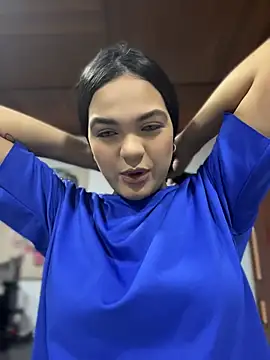 Snapshot of Bella-Ferrer chatting on April 2026 06:24:02 PM Bella-Ferrer online show from April 2026 06:24:02 PM