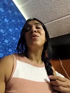 Snapshot of Camillemonroe_ chatting on March 2026 01:11:02 PM Camillemonroe online show from March 2026 01:11:02 PM