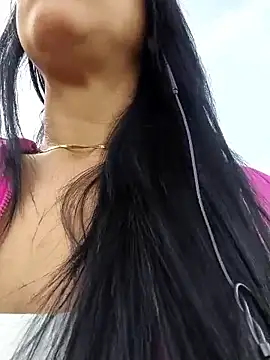 Snapshot of Camillemonroe_ chatting on April 2026 11:59:01 AM Camillemonroe online show from April 2026 11:59:01 AM