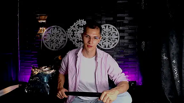 Snapshot of MilanDavid1 chatting on March 2026 05:38:01 PM MilanDavid1 online show from March 2026 05:38:01 PM