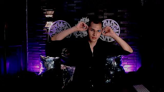 Snapshot of MilanDavid1 chatting on March 2026 05:29:01 PM MilanDavid1 online show from March 2026 05:29:01 PM