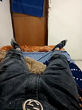 Snapshot of droale chatting on April 2026 06:27:02 PM droale online show from April 2026 06:27:02 PM