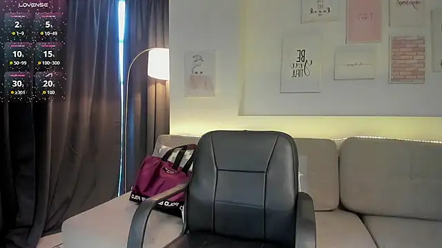 Snapshot of Zoey_monroe chatting on March 2026 11:59:02 AM Zoey monroe online show from March 2026 11:59:02 AM