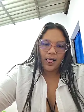 Snapshot of monicarokaforte chatting on March 2026 03:56:01 AM monicarokaforte online show from March 2026 03:56:01 AM